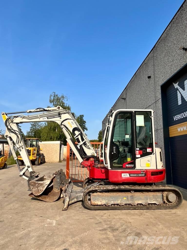 Takeuchi TB 257 FR Mini ekskavatoriai < 7 t
