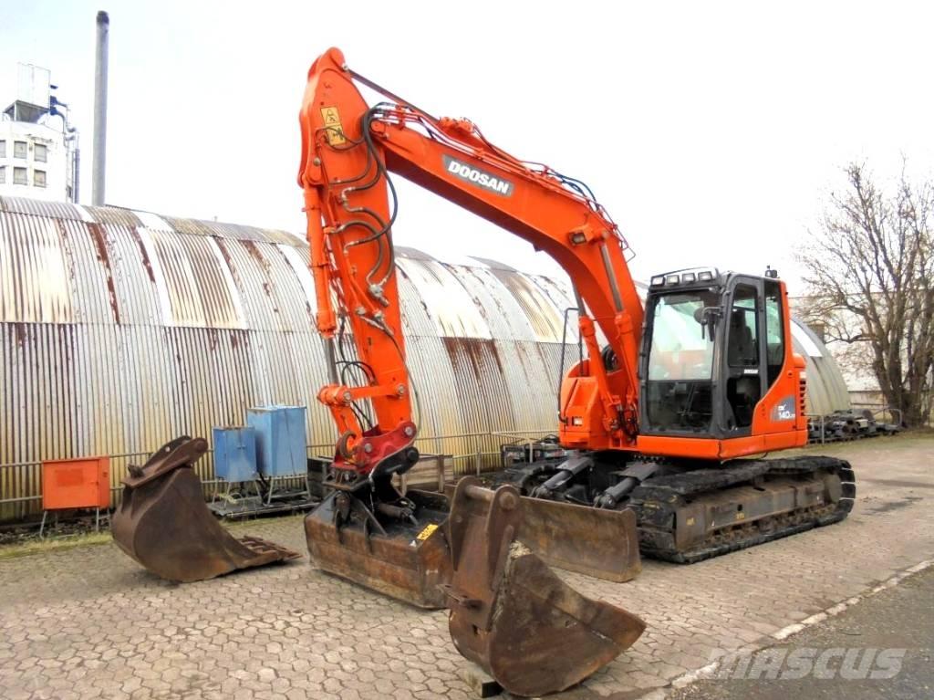 Doosan DX 140 LCR-3 Vikšriniai ekskavatoriai