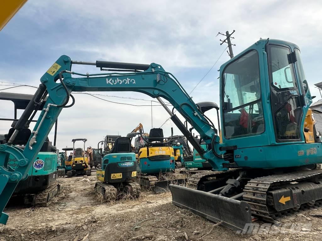 Kubota 30 Vikšriniai ekskavatoriai