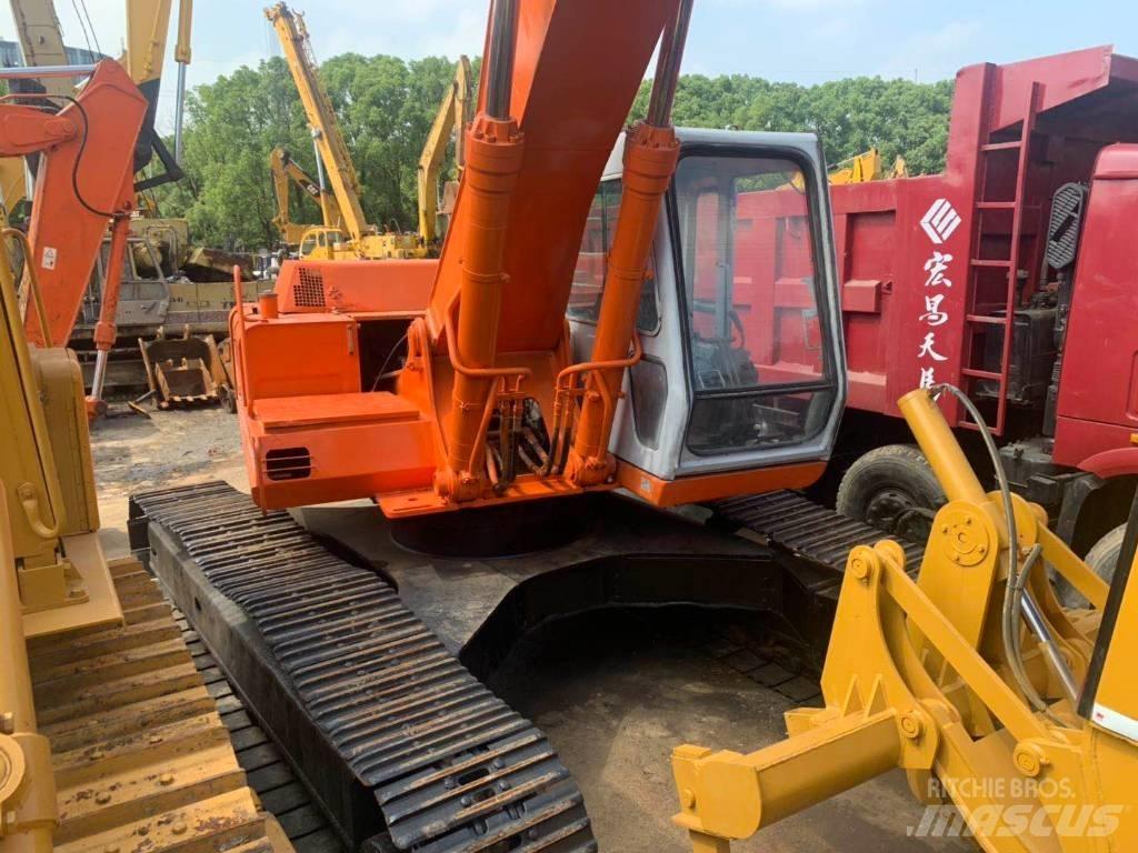 Hitachi EX300 Vikšriniai ekskavatoriai