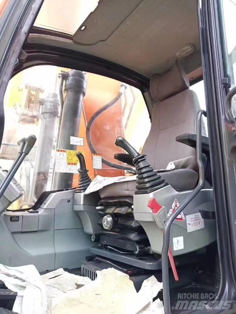 Doosan DX 225 LC Vikšriniai ekskavatoriai