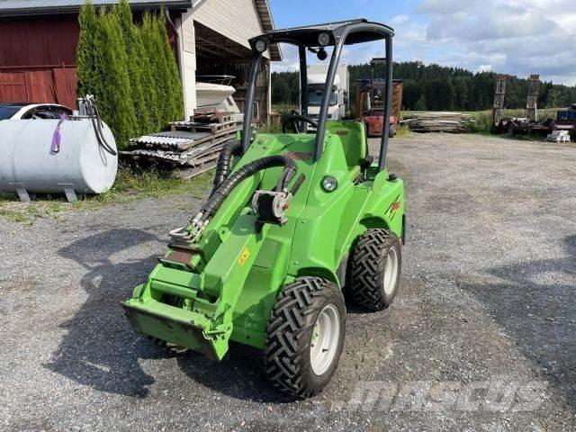 Avant M420 Mini krautuvai