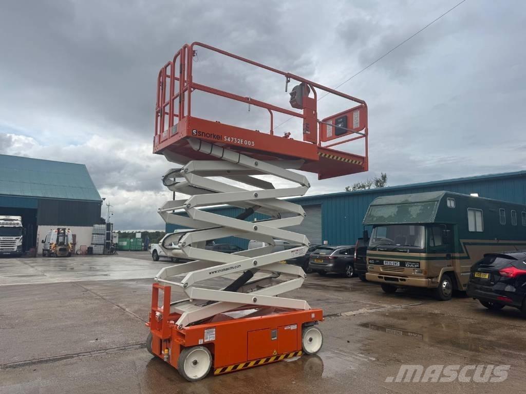 Snorkel S 4732 E Žirkliniai keltuvai