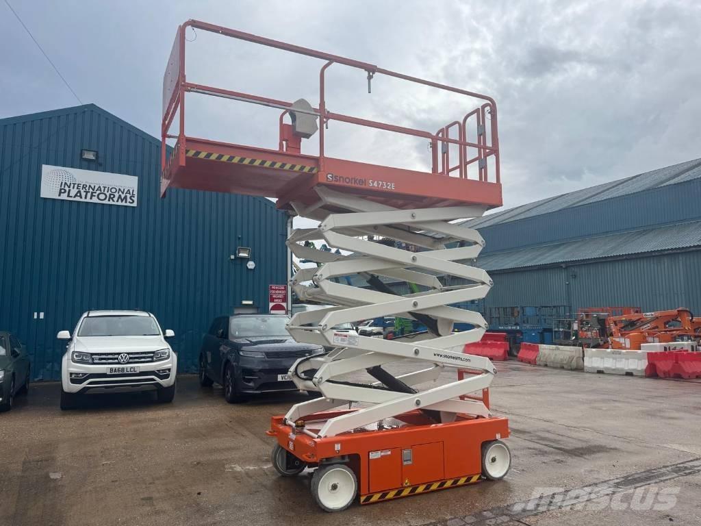 Snorkel S 4732 E Žirkliniai keltuvai