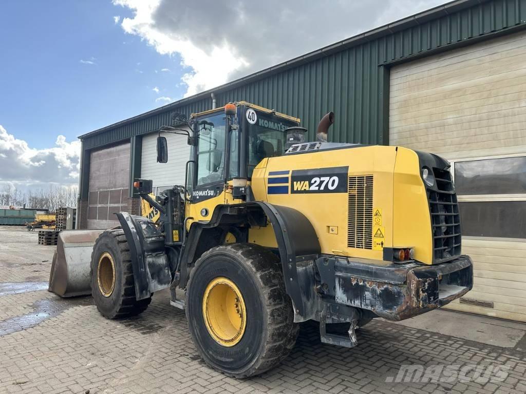 Komatsu WA270 8 Naudoti ratiniai krautuvai