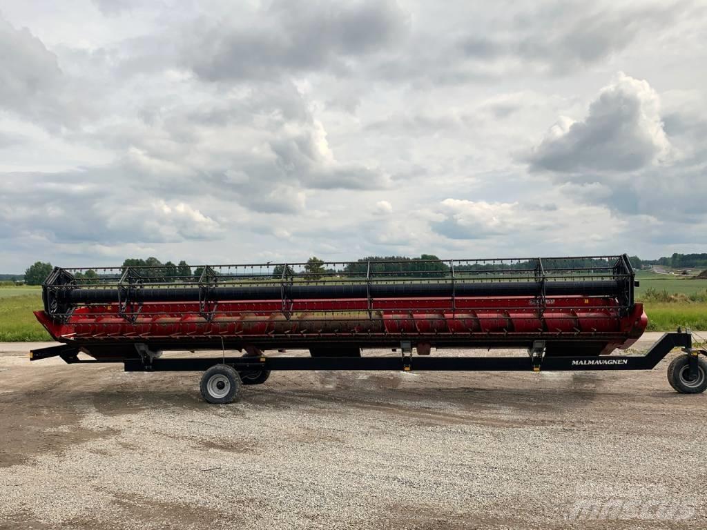 Case IH 3050 Derliaus nuėmimo kombainų galvos