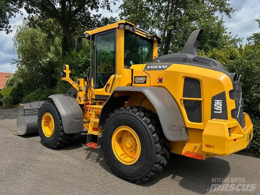Volvo L 60 H Naudoti ratiniai krautuvai