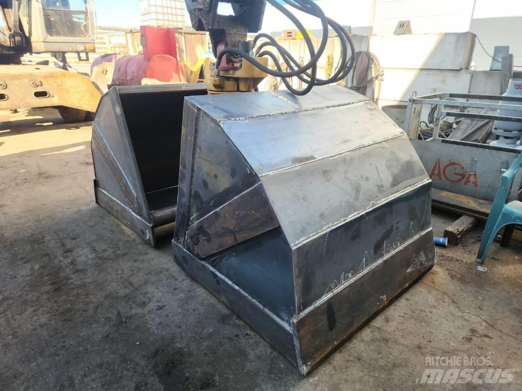 Liebherr 2.4 m3 Kaušai