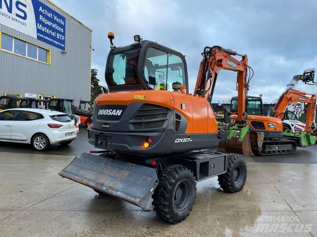 Doosan DX 57 W-5 Ratiniai ekskavatoriai