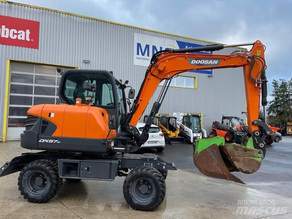 Doosan DX 57 W-5 Ratiniai ekskavatoriai