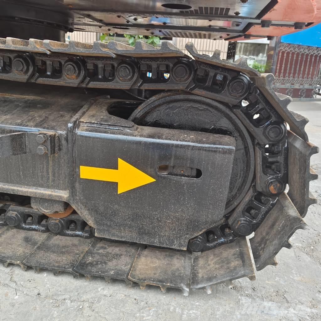 Hitachi ZX 120 Vikšriniai ekskavatoriai