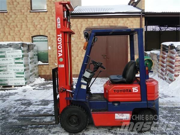 Toyota 5FGL15 LPG (dujiniai) krautuvai