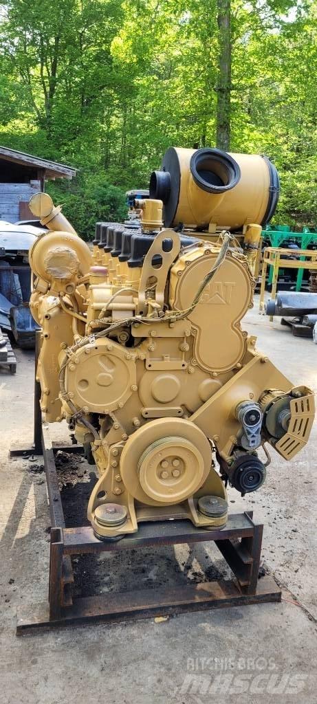 CAT 740 B Karjeriniai savivarčiai