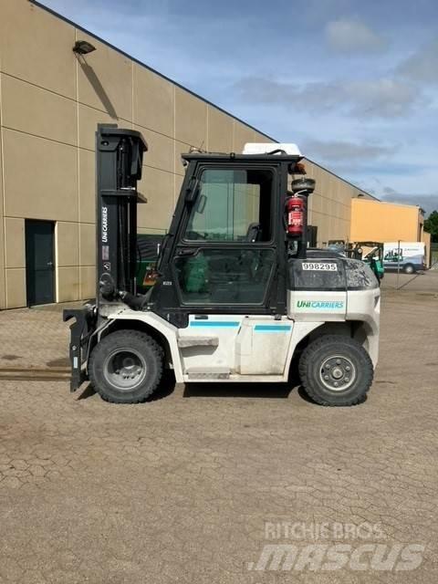 UniCarriers DX60-5 Dyzeliniai krautuvai