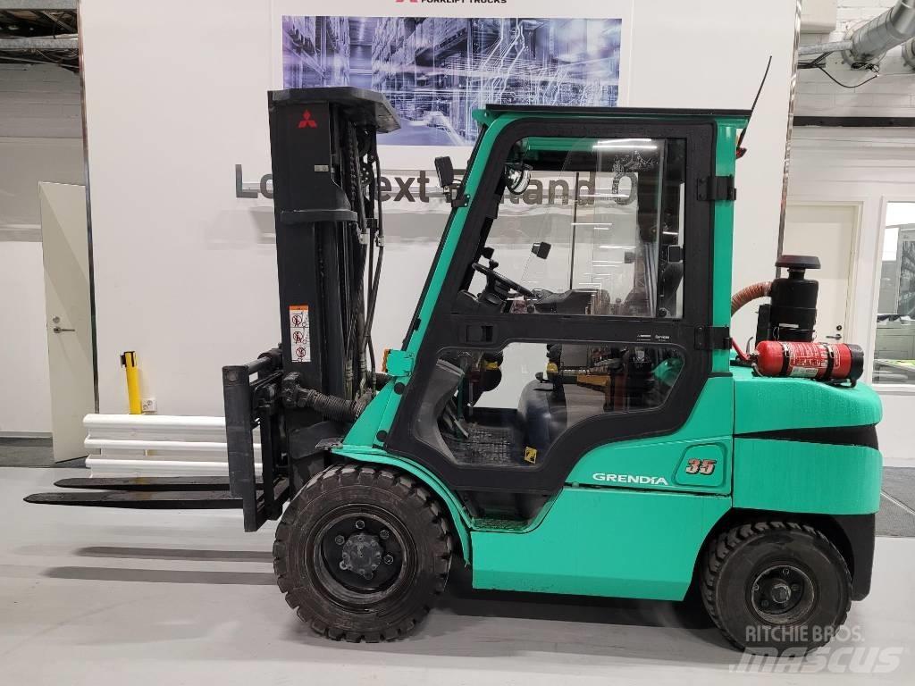 Mitsubishi FD35NTD Dyzeliniai krautuvai