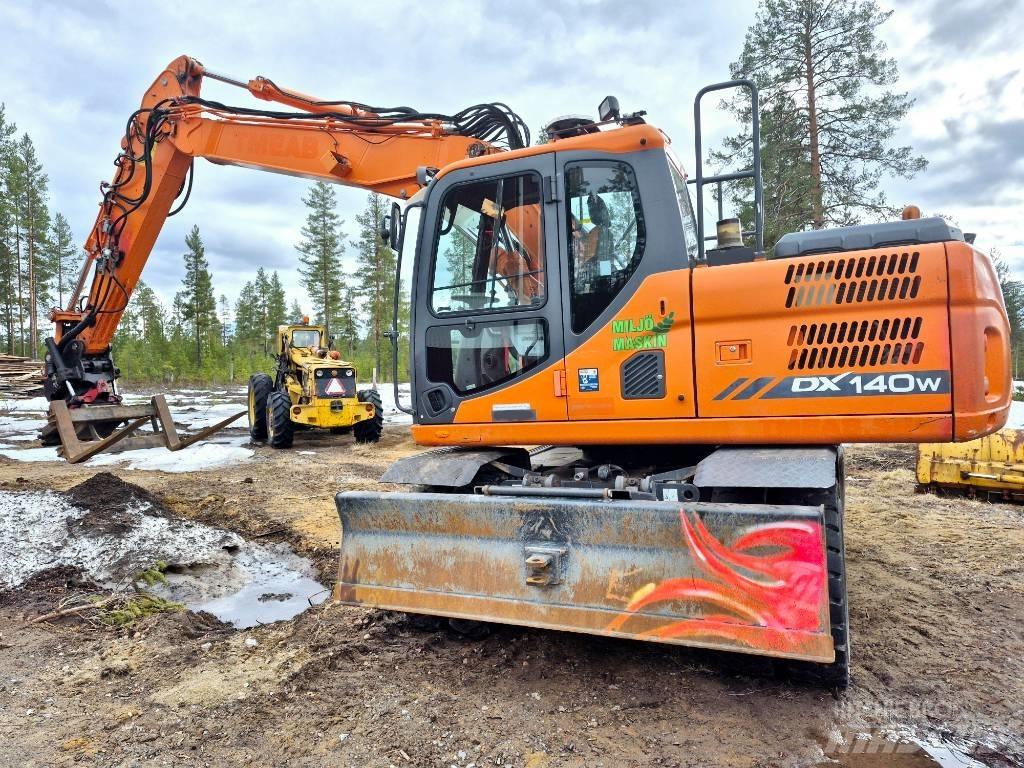 Doosan DX 140 W-3 Ratiniai ekskavatoriai