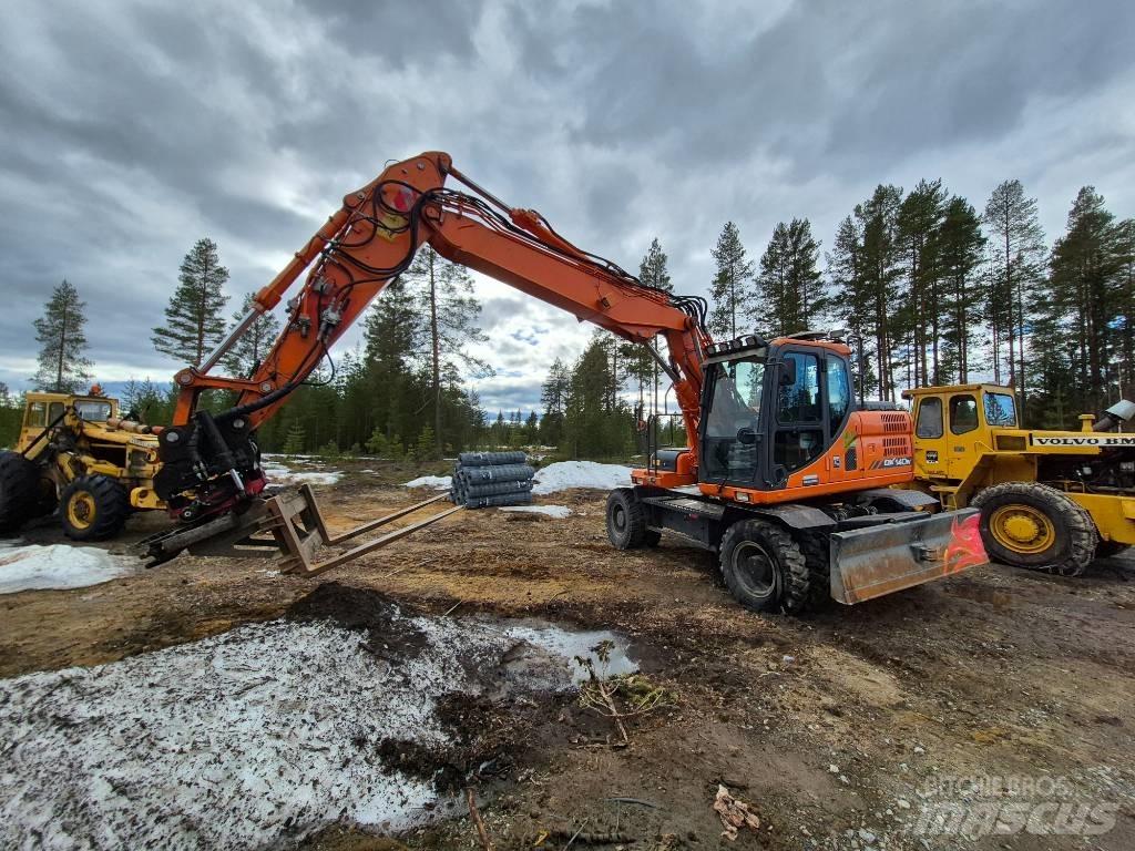 Doosan DX 140 W-3 Ratiniai ekskavatoriai
