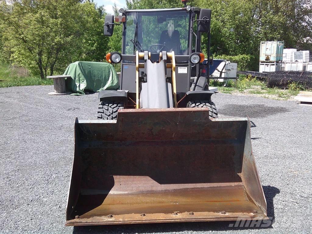 Mecalac AX 850 Naudoti ratiniai krautuvai