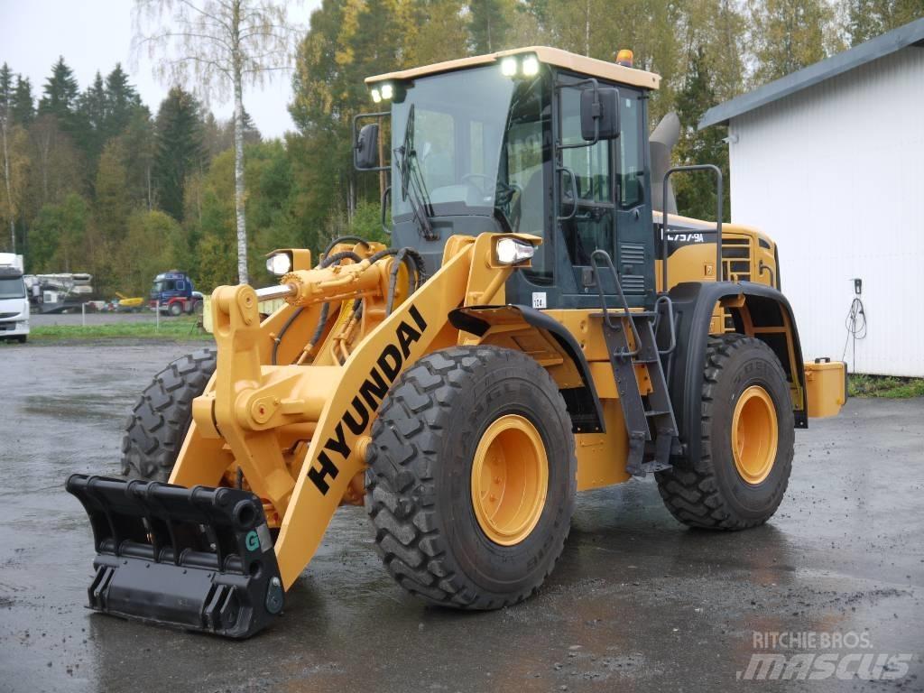 Hyundai HL 757-9A Naudoti ratiniai krautuvai