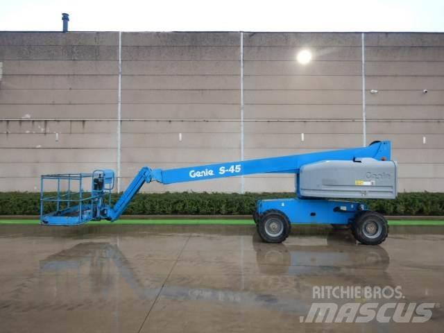 Genie S45 Teleskopiniai keltuvai