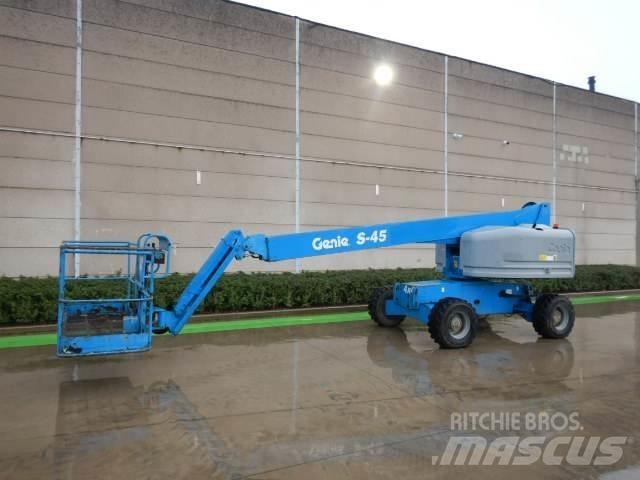 Genie S45 Teleskopiniai keltuvai