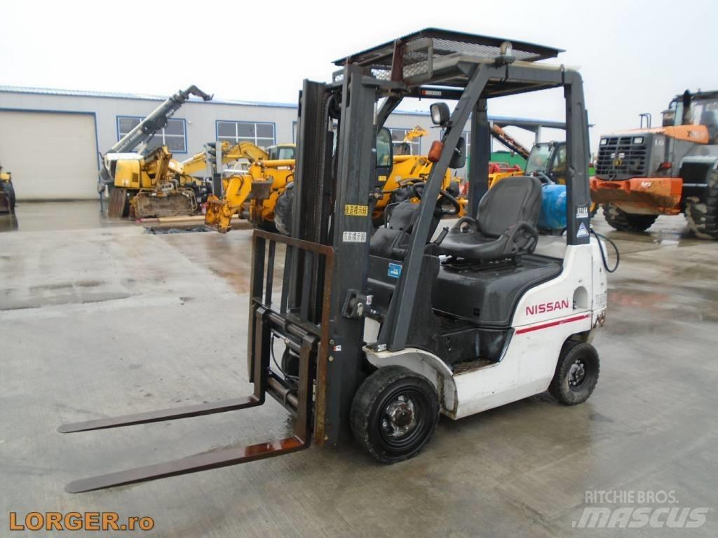 Nissan EBT P1F1 LPG (dujiniai) krautuvai