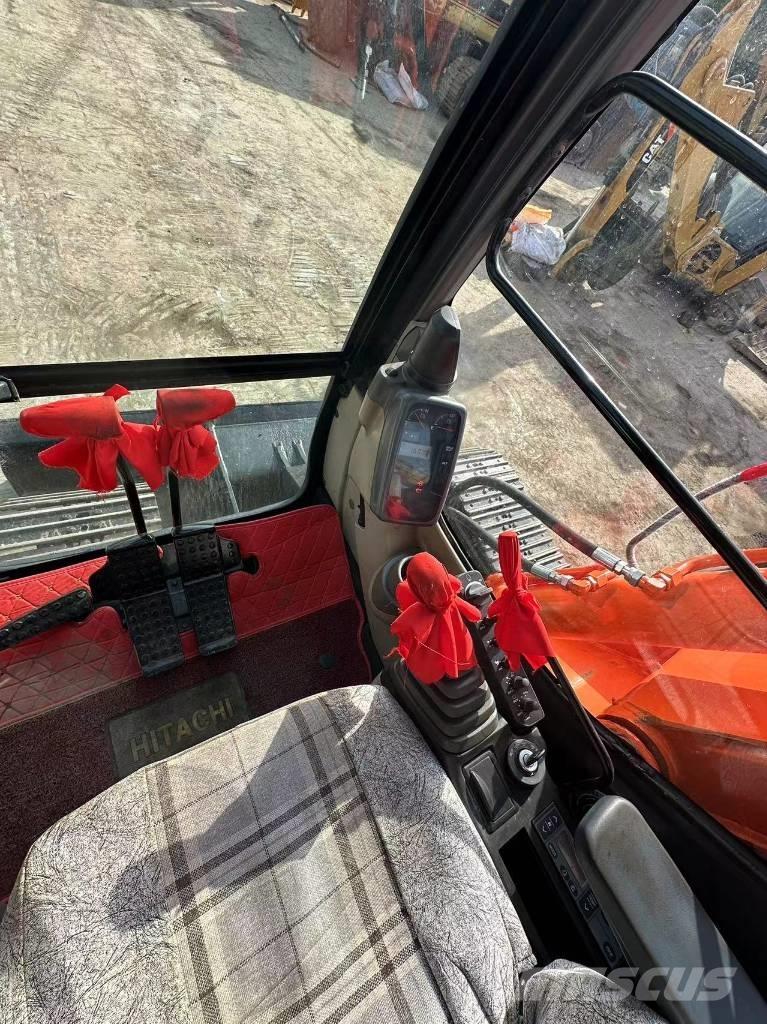 Hitachi ZX 70 Vikšriniai ekskavatoriai