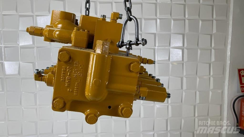 CAT 330 D Main Valve Hidraulikos įrenginiai
