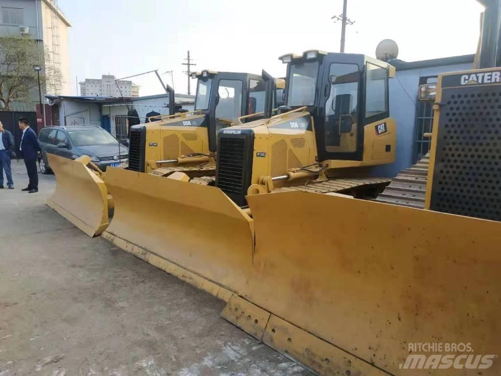 CAT D5M Vikšriniai buldozeriai