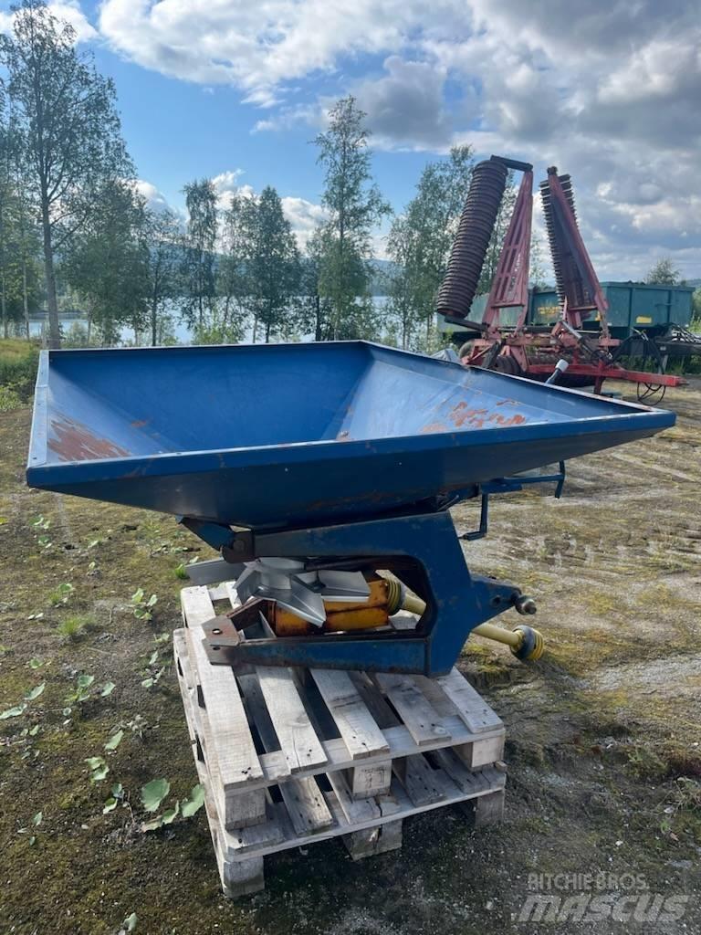 Bogballe BL600 Mineralinių trąšų barstytuvai