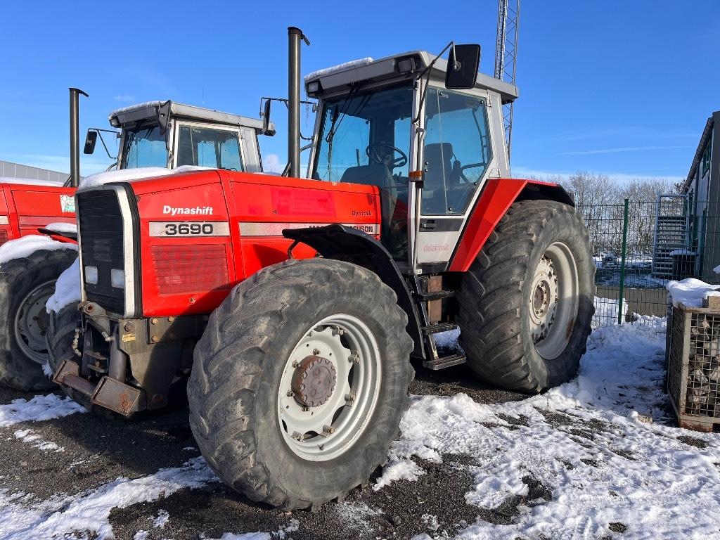 Massey Ferguson 3690 Traktoriai