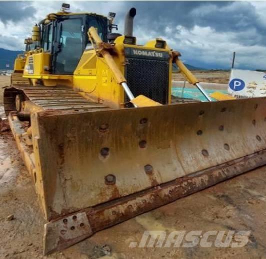 Komatsu D 65 PX-16 Vikšriniai buldozeriai