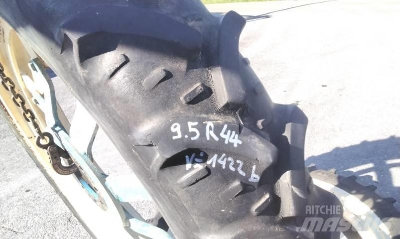 BKT 9.5R44 Padangos, ratai ir ratlankiai