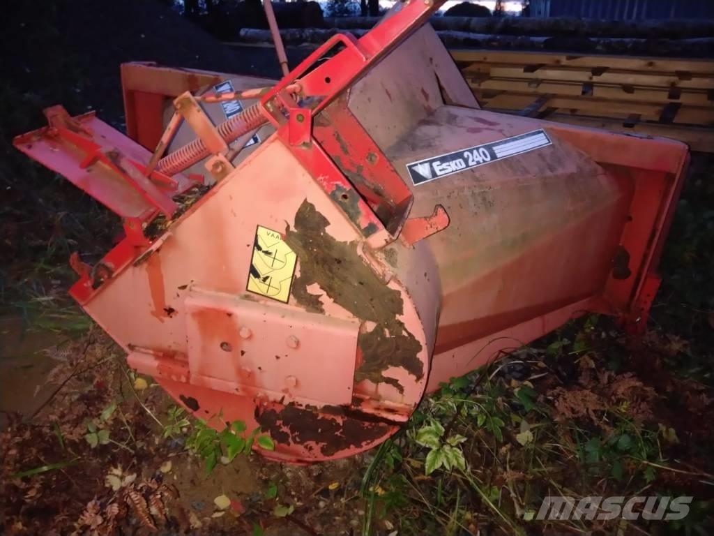 Esko 240 Sniego pūstuvai