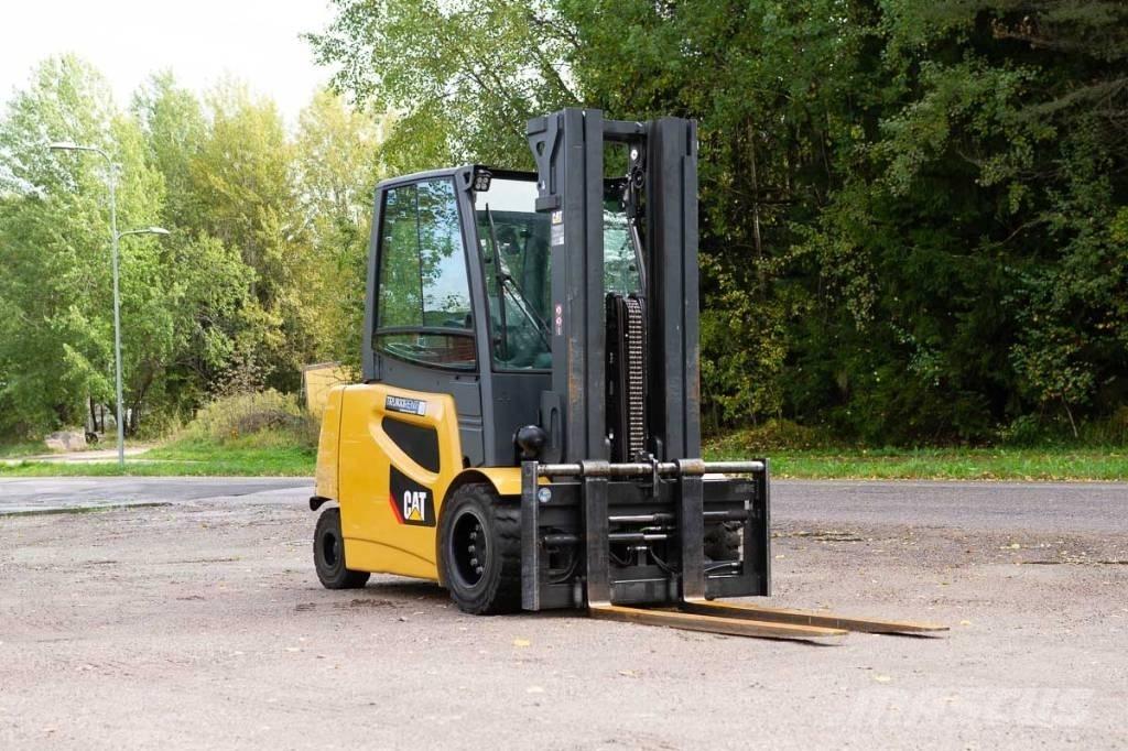 CAT EP 50 Elektriniai šakiniai krautuvai