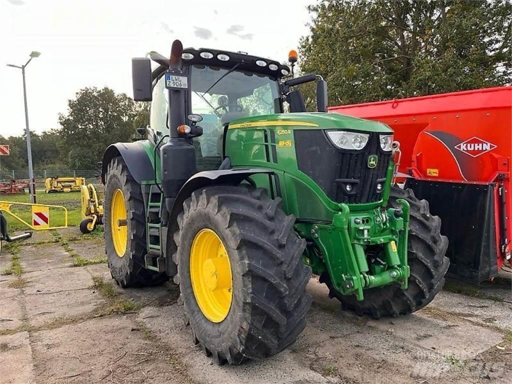 John Deere 6250r Traktoriai