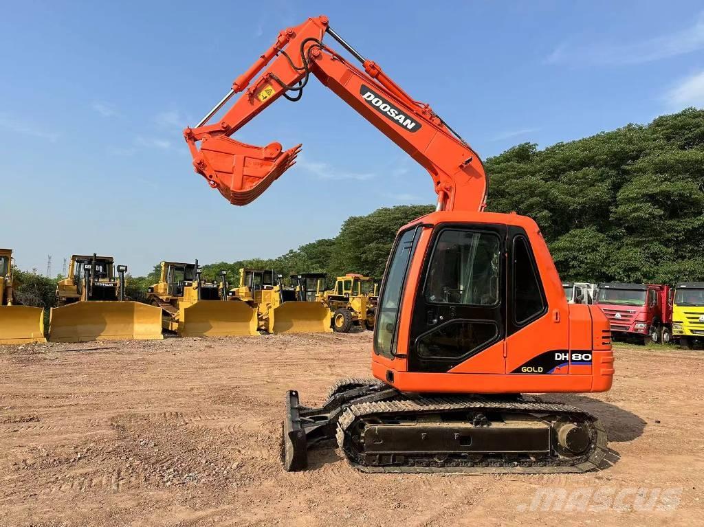 Doosan DH 80 Vikšriniai ekskavatoriai