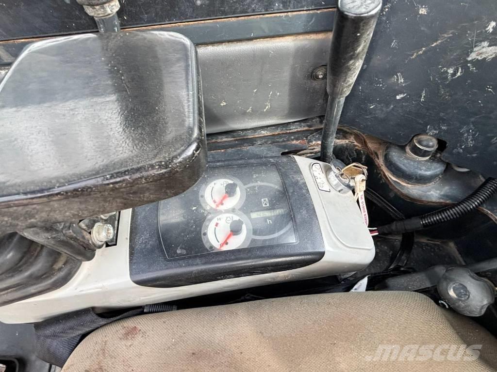 Komatsu PC 26 MR-3 Mini ekskavatoriai < 7 t