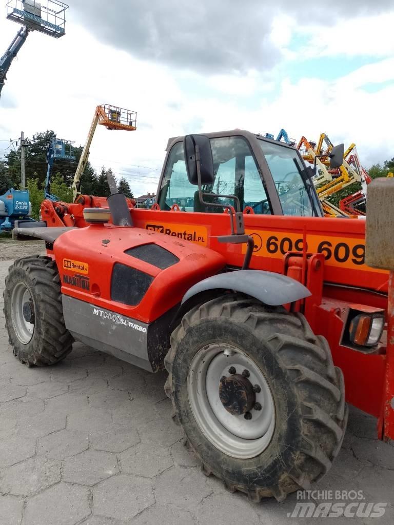 Manitou MT 1440 Teleskopiniai krautuvai