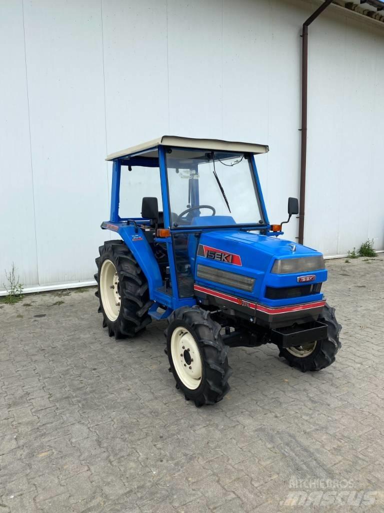 Iseki TA 247 Naudoti kompaktiški traktoriai