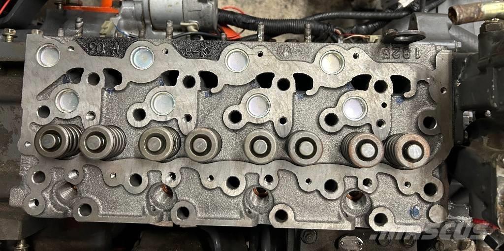 Kubota L 4630 GSTC Naudoti kompaktiški traktoriai