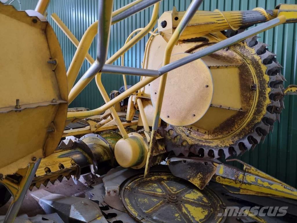 New Holland FR 9050 Pašarų ruošimo technika