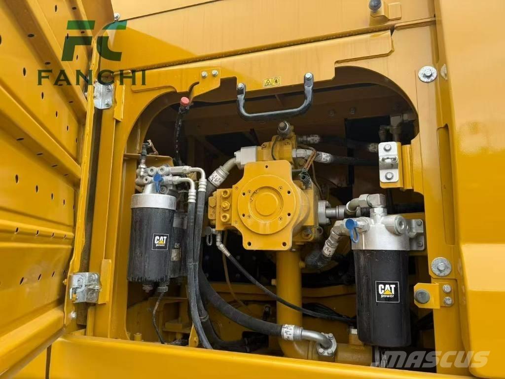 CAT 349 Vikšriniai ekskavatoriai