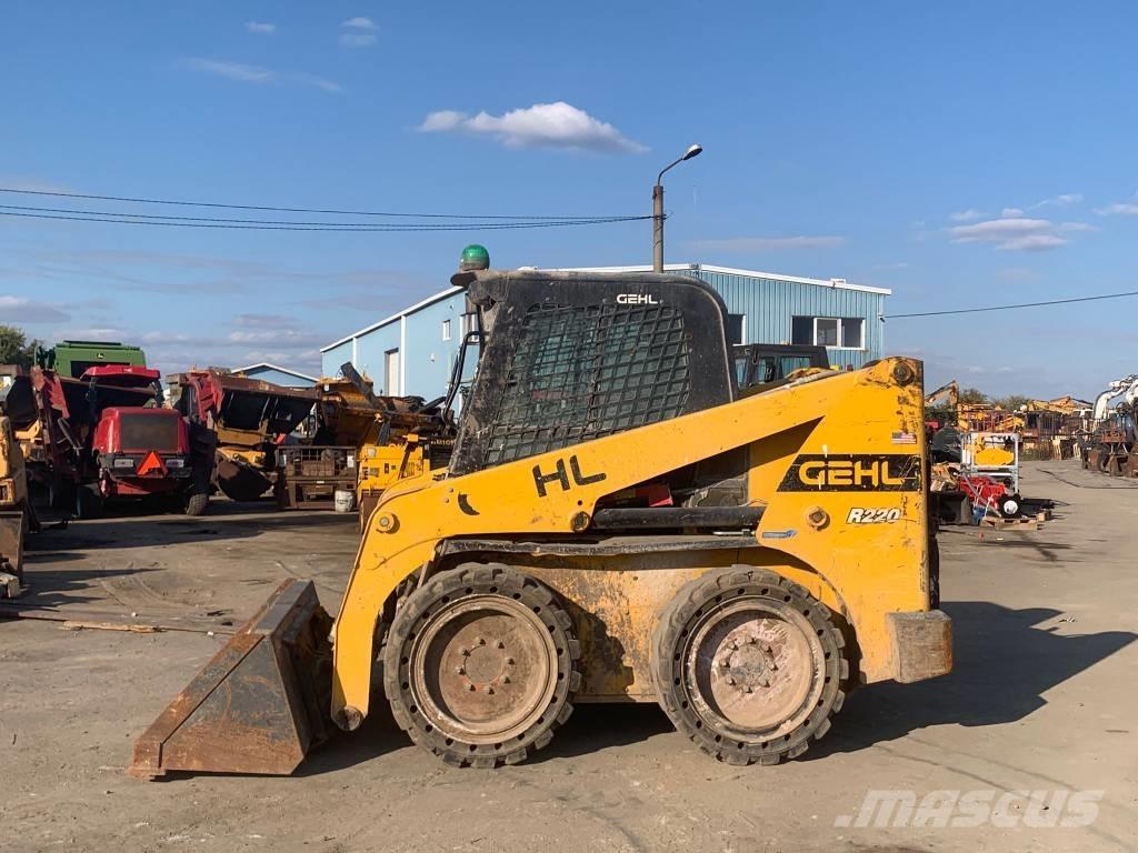 Gehl R 220 Krautuvai su šoniniu pasukimu