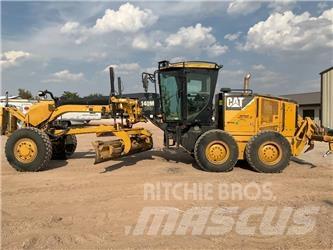 CAT 140 M AWD Greideriai