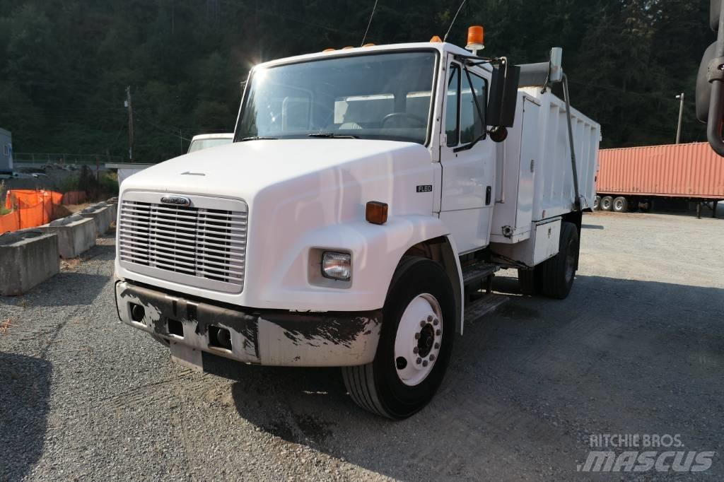 Freightliner FL 60 Savivarčių priekabų vilkikai