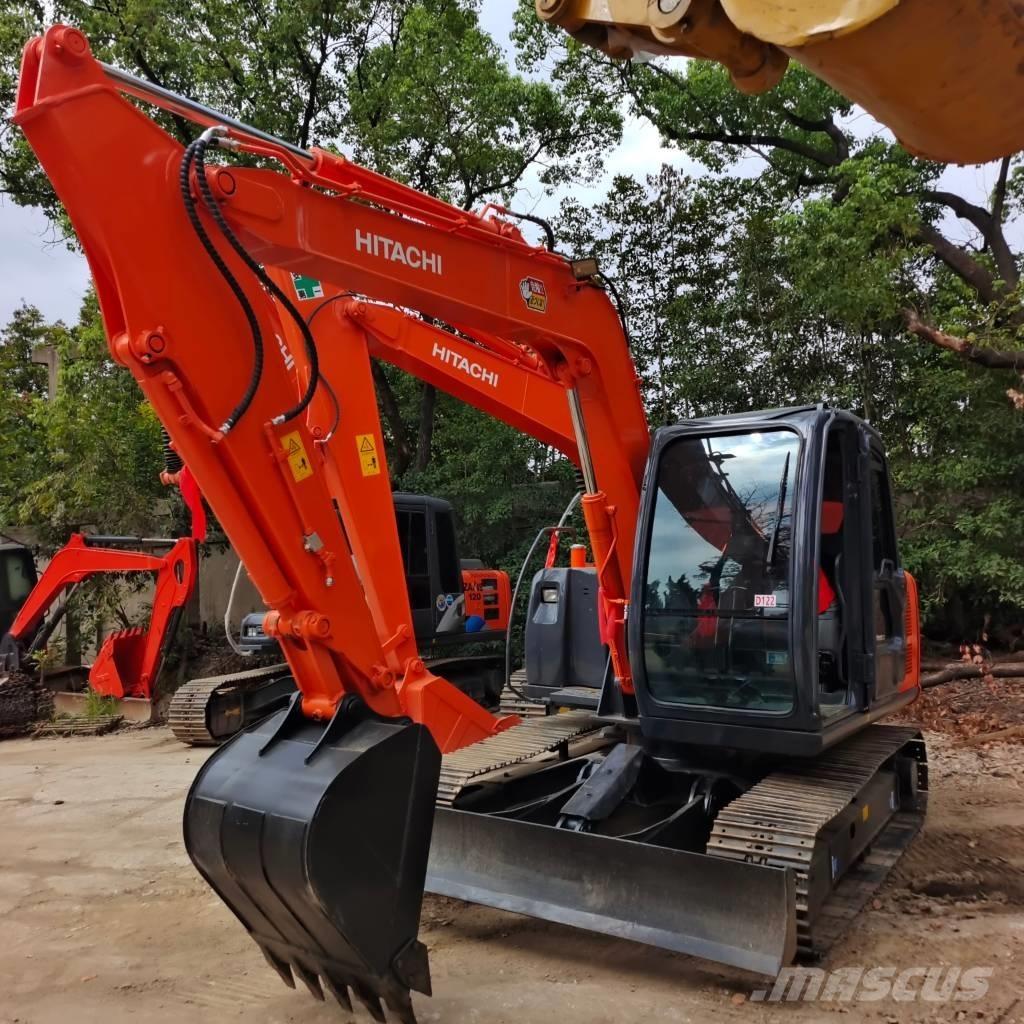 Hitachi ZX 70 Vidutinės galios ekskavatoriai 7-12 t