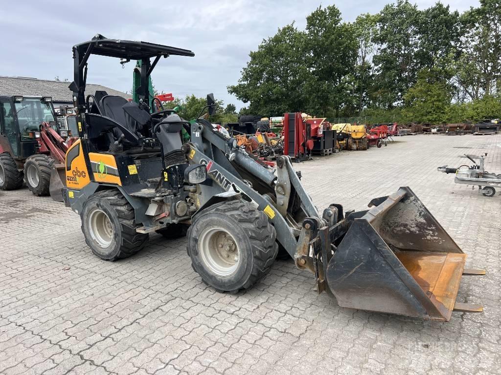 GiANT 2200E Mini krautuvai