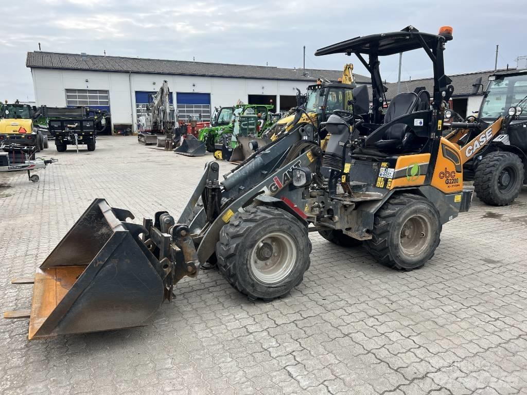 GiANT 2200E Mini krautuvai