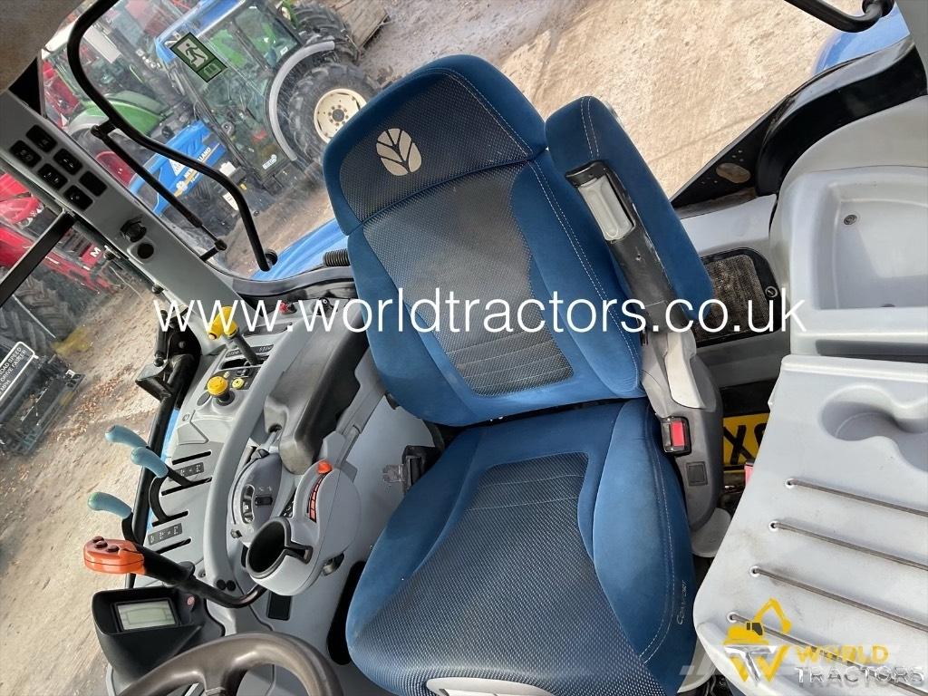 New Holland T 7.245 Traktoriai